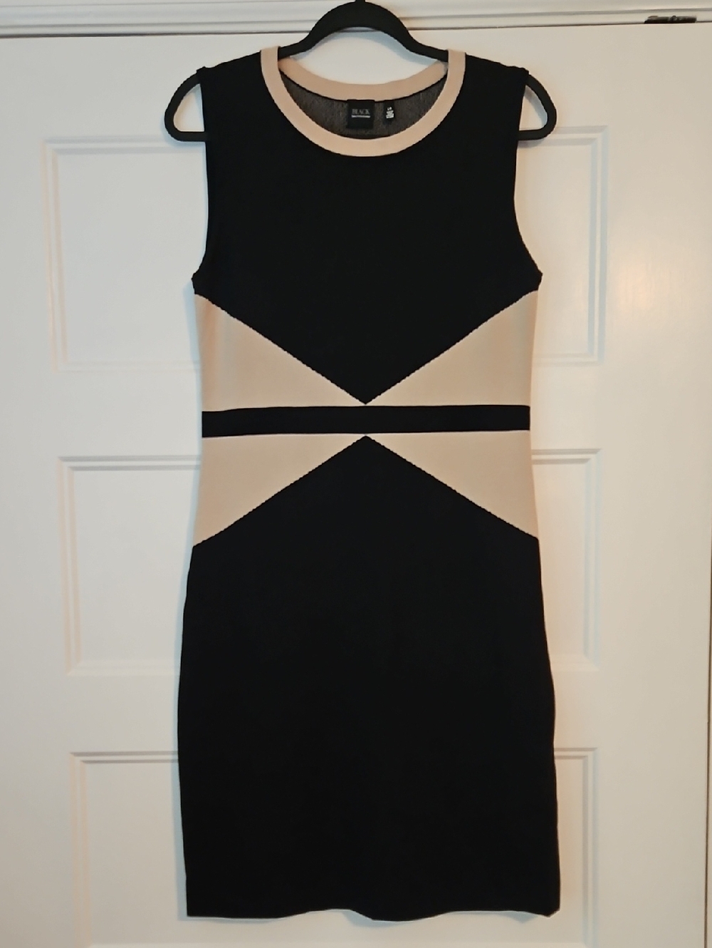 Saks Fifth Avenue Black Label Black and Beige Geometric Sleeveless Mini Dress